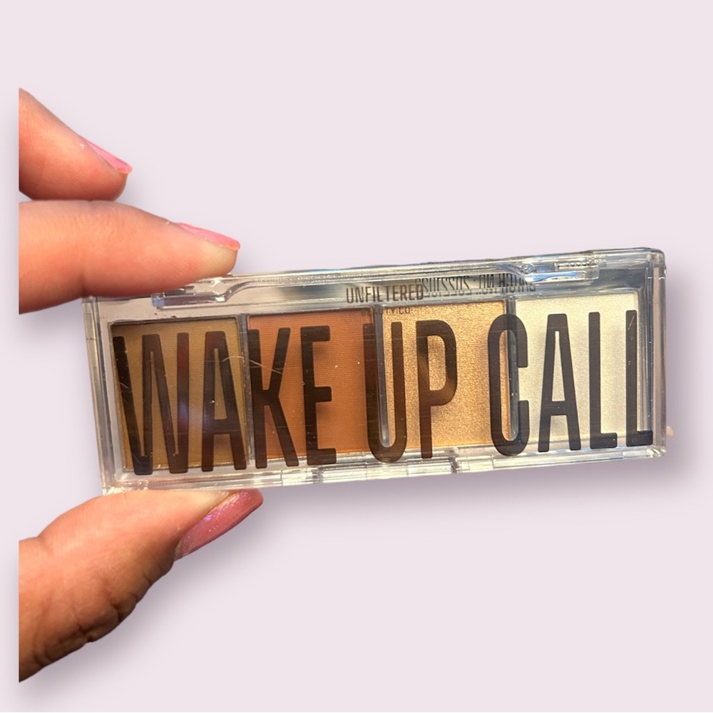 Unfiltered beauty co eyeshadow palette NWT